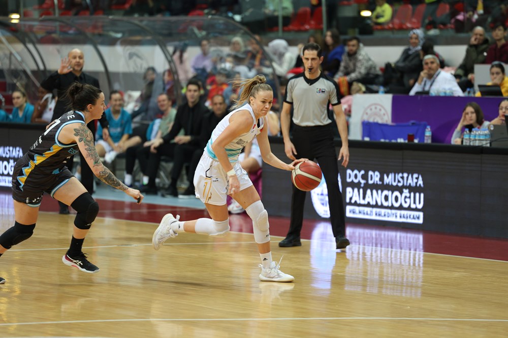 Kayseri Basketbol barre a Movistar Estudiantes en Turquía Mate Al Aro